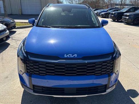 New 2026 Kia Sportage EX w/ EX Panorama Roof Package FWD image 2