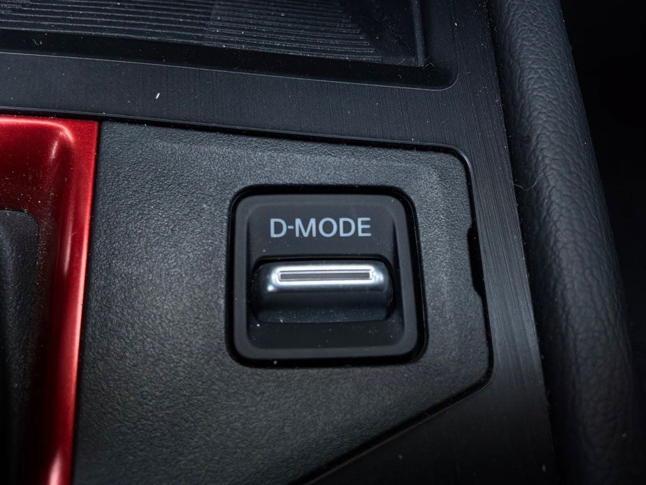 Used 2026 Nissan Kicks SR FWD image 24