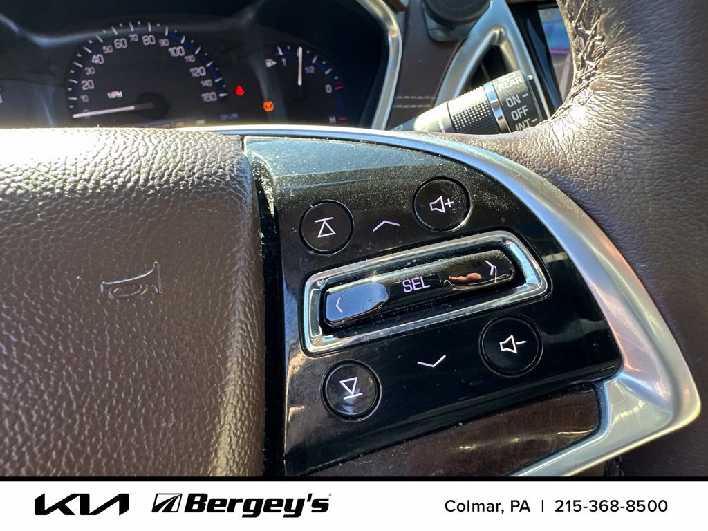 Used 2015 Cadillac SRX Luxury w/ Driver Awareness Package FWD image 20
