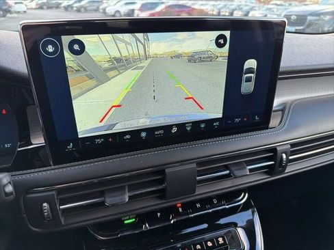 New 2026 Lincoln Corsair Premiere image 12