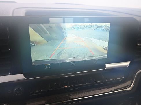 Used 2024 Chevrolet Silverado 1500 LT Trail Boss w/ Convenience Package II image 36