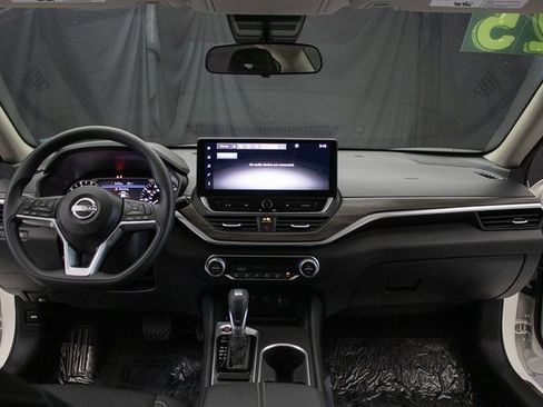 Used 2025 Nissan Altima 2.5 SV w/ SV Special Edition Package image 21