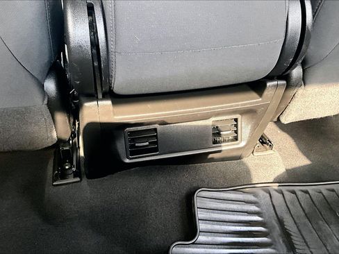 Used 2021 Chevrolet Silverado 1500 Custom AWD/4WD image 30