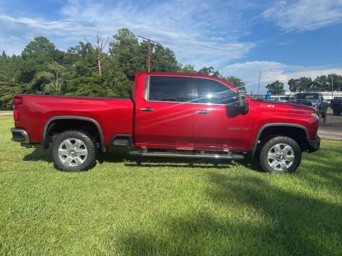 Used 2021 Chevrolet Silverado 2500 LTZ w/ LTZ Plus Package AWD/4WD image 8