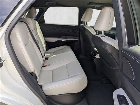 Used 2023 Lexus RX 350 Premium image 17