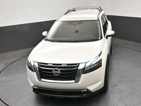 Used 2023 Nissan Pathfinder SV image 23