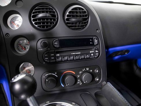 Used 2006 Dodge Viper SRT-10 w/ VOI9 Edition image 21