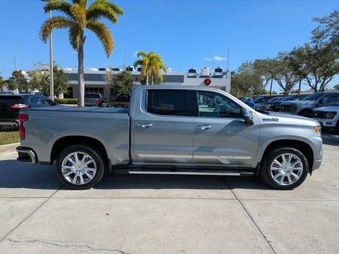 Used 2024 Chevrolet Silverado 1500 High Country w/ High Country Premium Package image 3