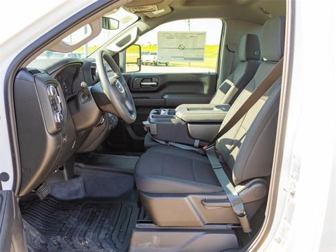 New 2025 GMC Sierra 2500 Pro image 19