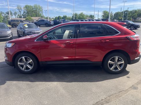 Used 2020 Ford Edge SEL w/ Convenience Package AWD/4WD image 4