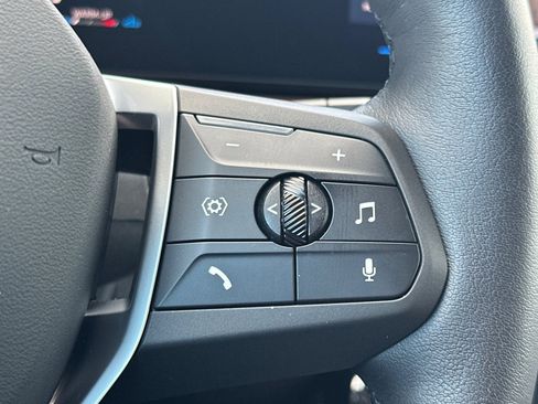 Used 2025 BMW X1 xDrive28i w/ Premium Package image 32