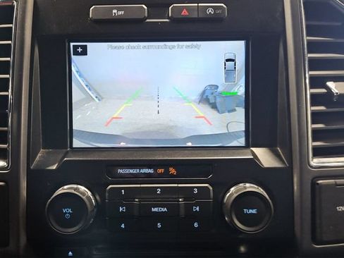 Used 2016 Ford F150 XLT w/ Equipment Group 302A Luxury AWD/4WD image 17