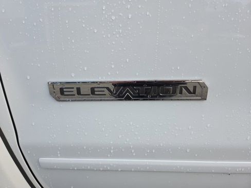 Used 2018 GMC Sierra 1500 SLE image 36