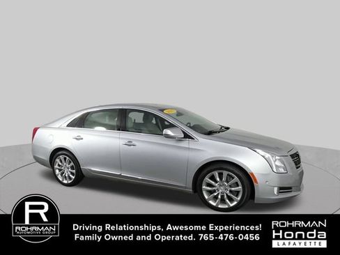 Used 2017 Cadillac XTS Luxury FWD image 2