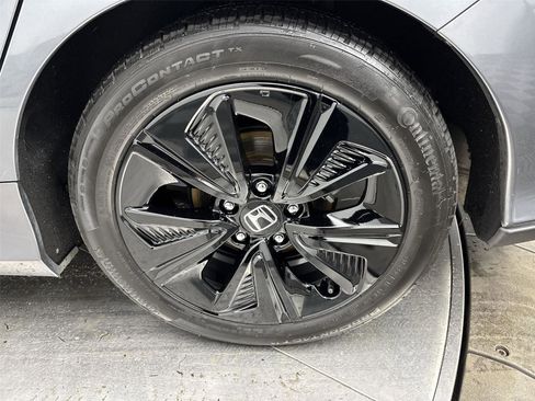 Used 2019 Honda Civic EX image 27