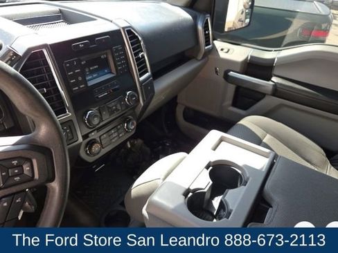 Used 2016 Ford F150 XLT image 10