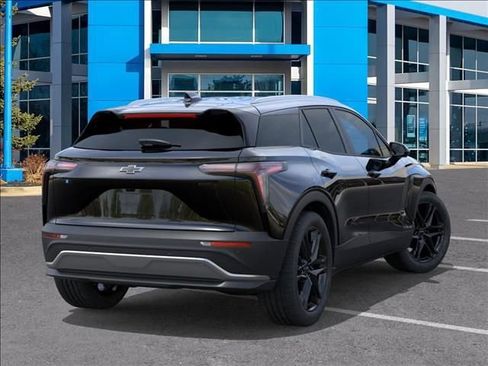 New 2026 Chevrolet Blazer EV LT image 4
