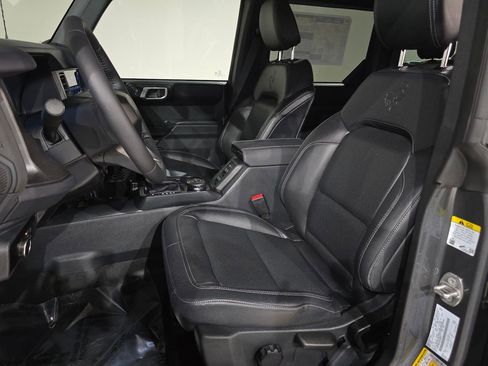 New 2025 Ford Bronco Badlands AWD/4WD image 27