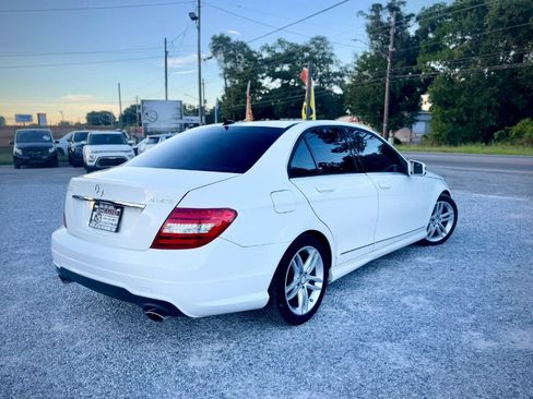 Used 2012 Mercedes-Benz C 300 4MATIC Sedan image 4