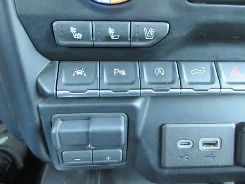 Used 2019 GMC Sierra 1500 Denali w/ Denali Ultimate Package image 38