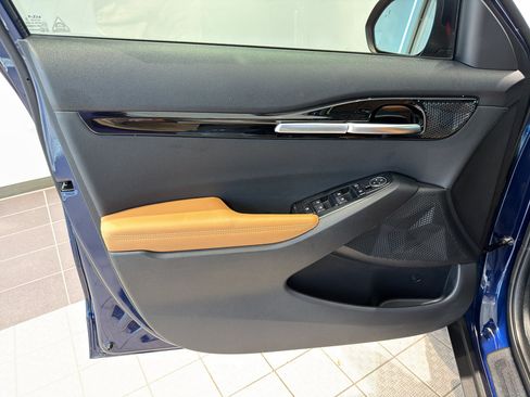 Certified 2025 Kia Seltos EX w/ EX Sunroof Package FWD image 13