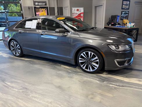 Used 2019 Lincoln MKZ Reserve FWD image 34