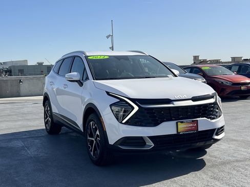 Certified 2024 Kia Sportage EX image 10