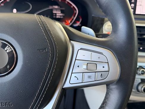 Used 2020 BMW 740i image 22