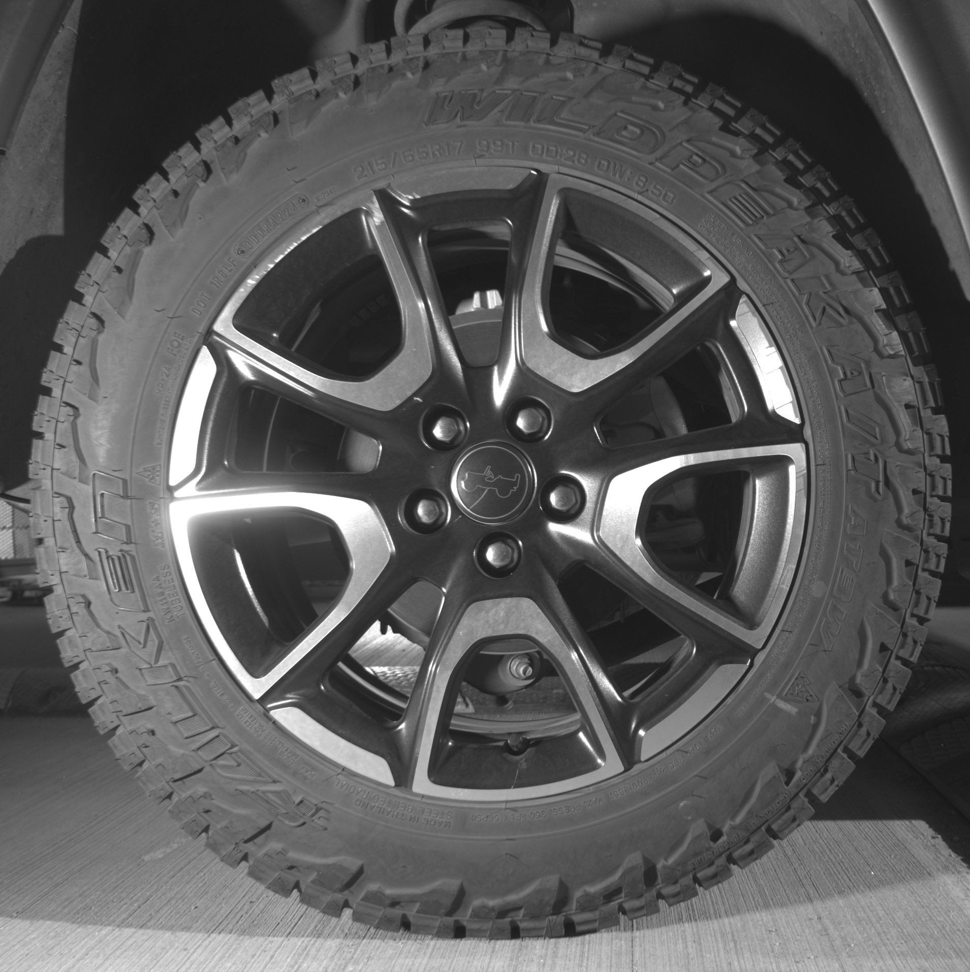 Used 2025 Jeep Compass Trailhawk AWD/4WD image 15