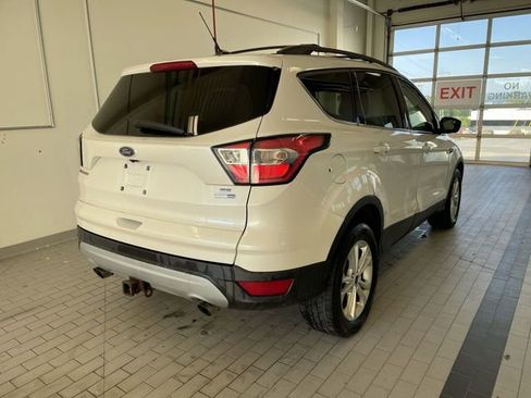 Used 2017 Ford Escape SE AWD/4WD image 14