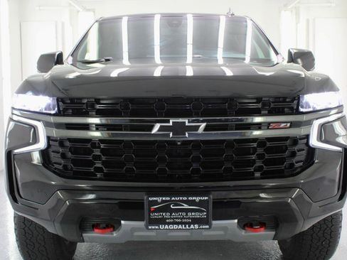 Used 2021 Chevrolet Suburban Z71 w/ Z71 Signature Package image 27