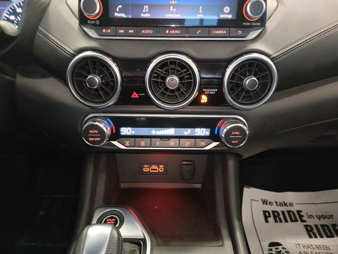 Used 2020 Nissan Sentra SV image 26