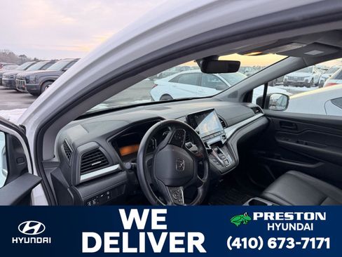 Used 2024 Honda Odyssey EX-L image 3