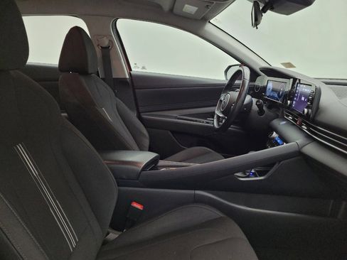 Used 2021 Hyundai Elantra SEL w/ Convenience Package FWD image 21