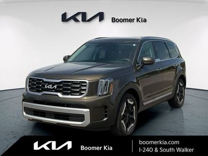 Certified 2025 Kia Telluride S