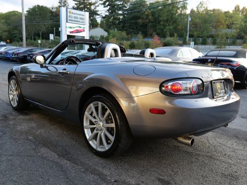 Used 2008 MAZDA MX-5 Miata Grand Touring w/ Premium Pkg image 83