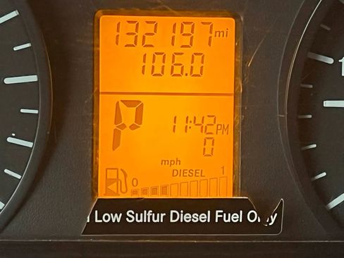 Used 2014 Freightliner Sprinter 2500 image 13