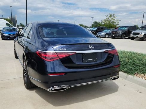 Used 2022 Mercedes-Benz S 580 4MATIC Sedan image 4