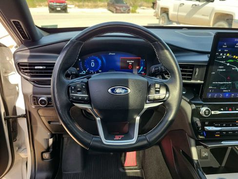 Used 2021 Ford Explorer ST w/ Equipment Group 401A AWD/4WD image 19