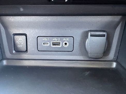 Used 2024 Nissan Sentra SV image 16