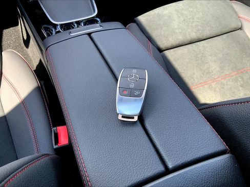 Certified 2025 Mercedes-Benz CLA 250 4MATIC image 21