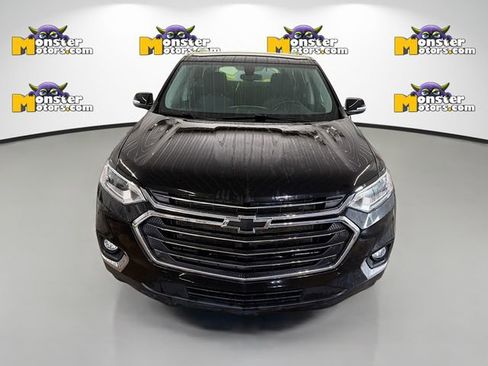 Used 2021 Chevrolet Traverse LT AWD/4WD image 2