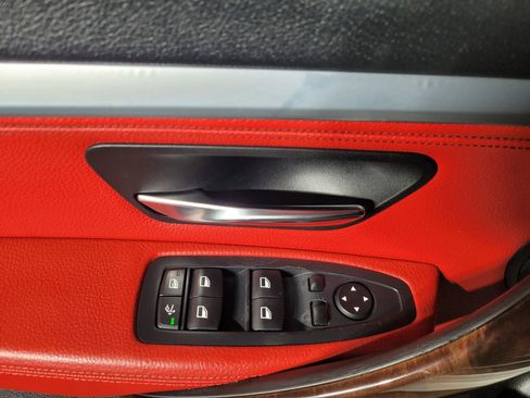 Used 2015 BMW 328i Gran Turismo xDrive image 19