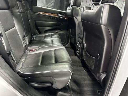 Used 2012 Jeep Grand Cherokee Overland AWD/4WD image 40