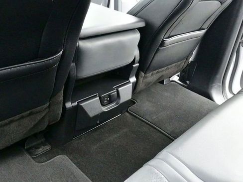 Used 2021 Ford F150 Lariat w/ Equipment Group 501A Mid image 16