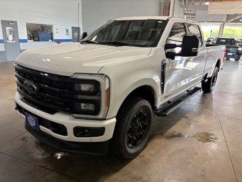 Certified 2023 Ford F250 Lariat w/ Lariat Ultimate Package AWD/4WD image 4