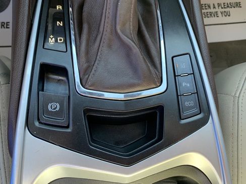 Used 2014 Cadillac SRX Luxury w/ Driver Awareness Package image 25