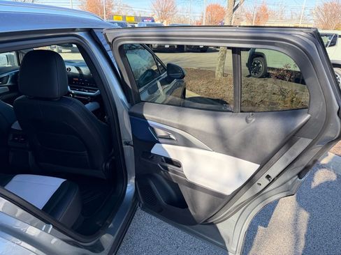 New 2026 Chevrolet Equinox EV LT FWD image 20