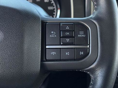 Certified 2022 Ford F150 XLT w/ Equipment Group 302A High image 17