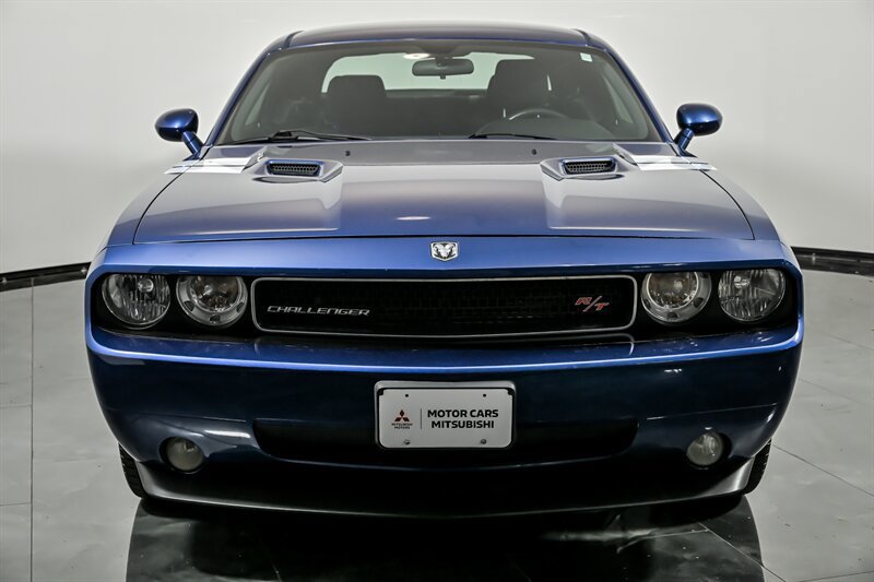Used 2010 Dodge Challenger R/T w/ Sound Group RWD image 4